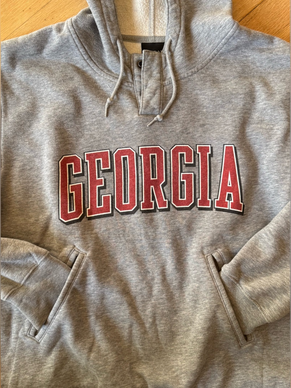 Georgia Bulldogs vintage pullover hoodie. Size M